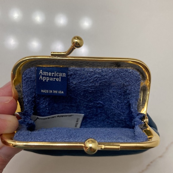 American apparel blue leather coin purse - Picture 2 of 3